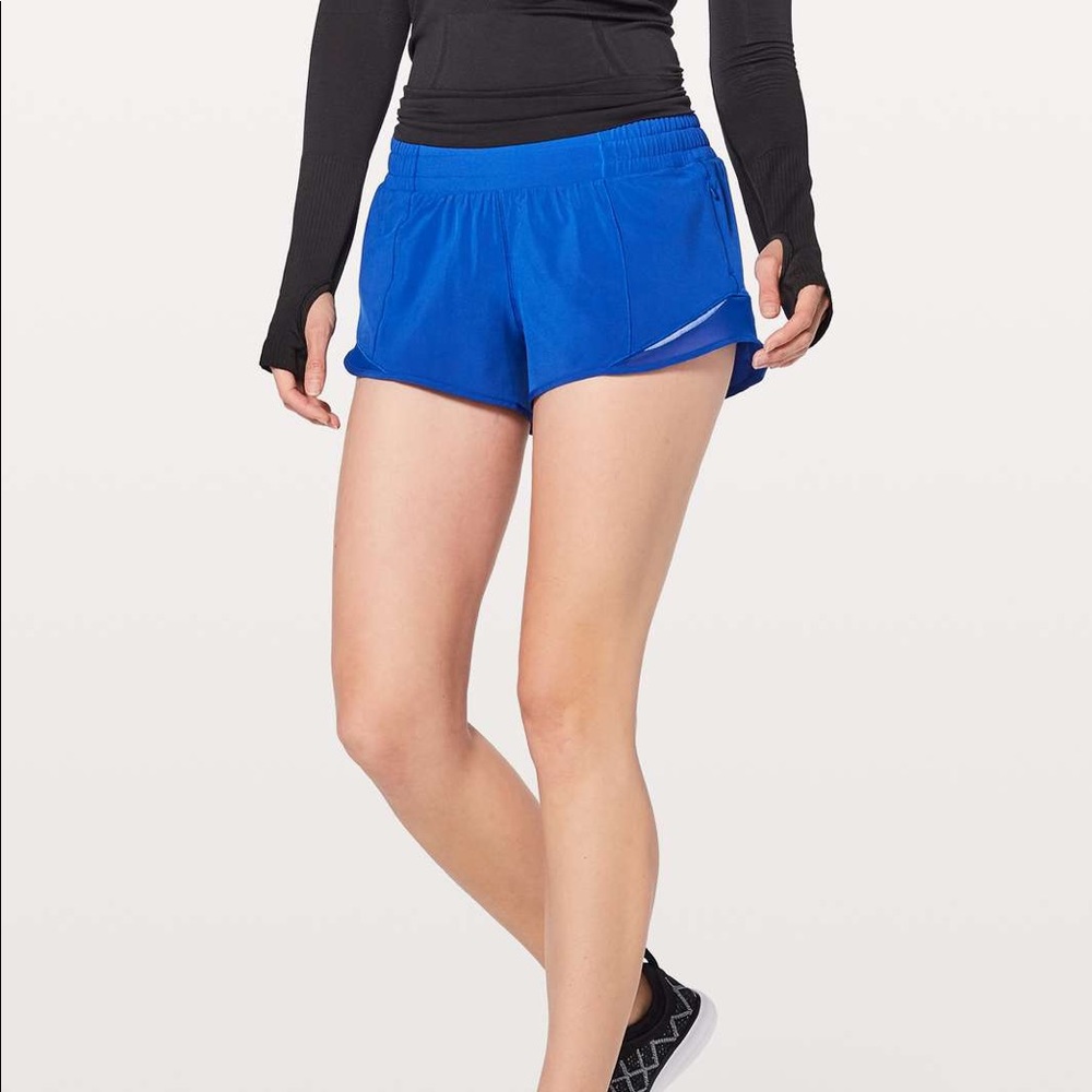 Blue lululemon hotty hot shorts 2.5”